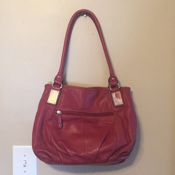 Tignanello supple red leather shoulder bag NWOT - Picture 3 of 8